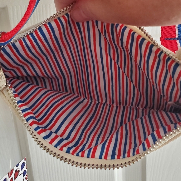 NWT BRIGHTON 2024 VOTE ELECTION DAY POUCH BAG SHOULDER CROSSBODY RED WHITE BLUE - Picture 13 of 15
